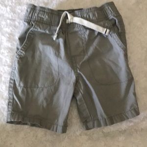2T GraY Shorts
